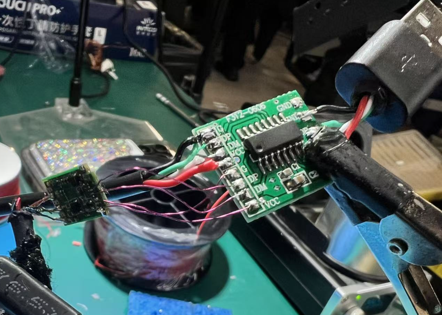 USB switch soldering